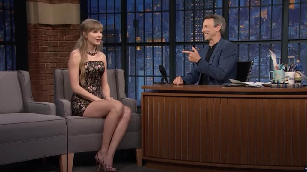 Taylor Swift Rizing Is Taylor Swift Shifting Her Style to Spotlight Rising Indie Fashion ...